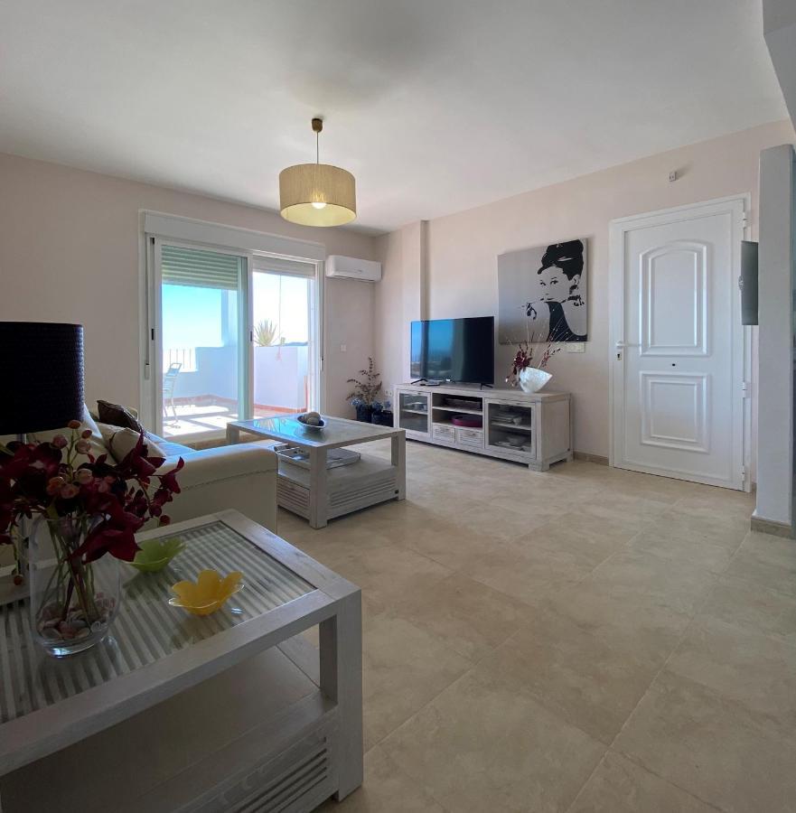 Residencial Oasis 3 Apartment โมฮาการ์ ภายนอก รูปภาพ